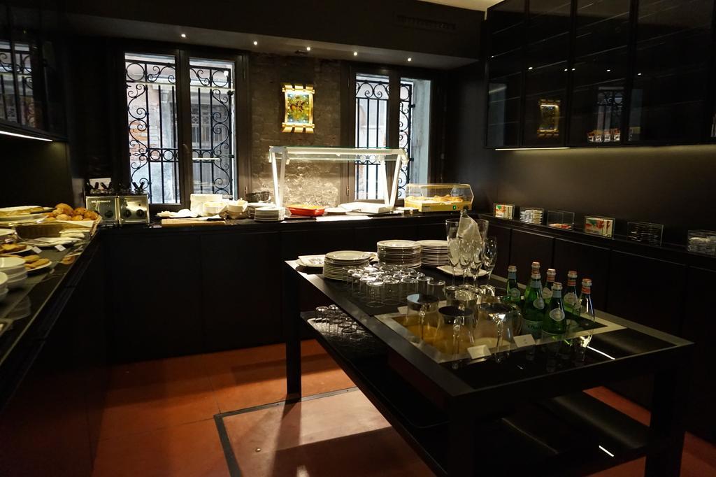 Hotel L'Orologio Venezia - Wtb Hotels Екстериор снимка