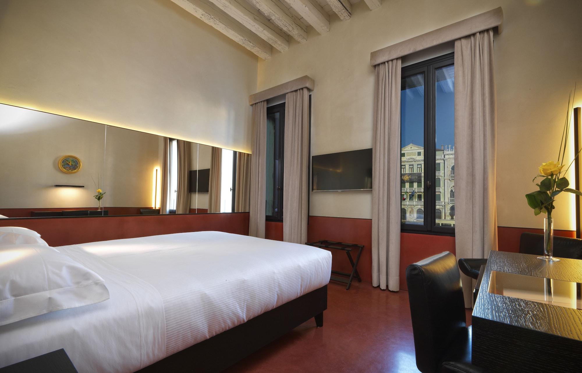 Hotel L'Orologio Venezia - Wtb Hotels Екстериор снимка