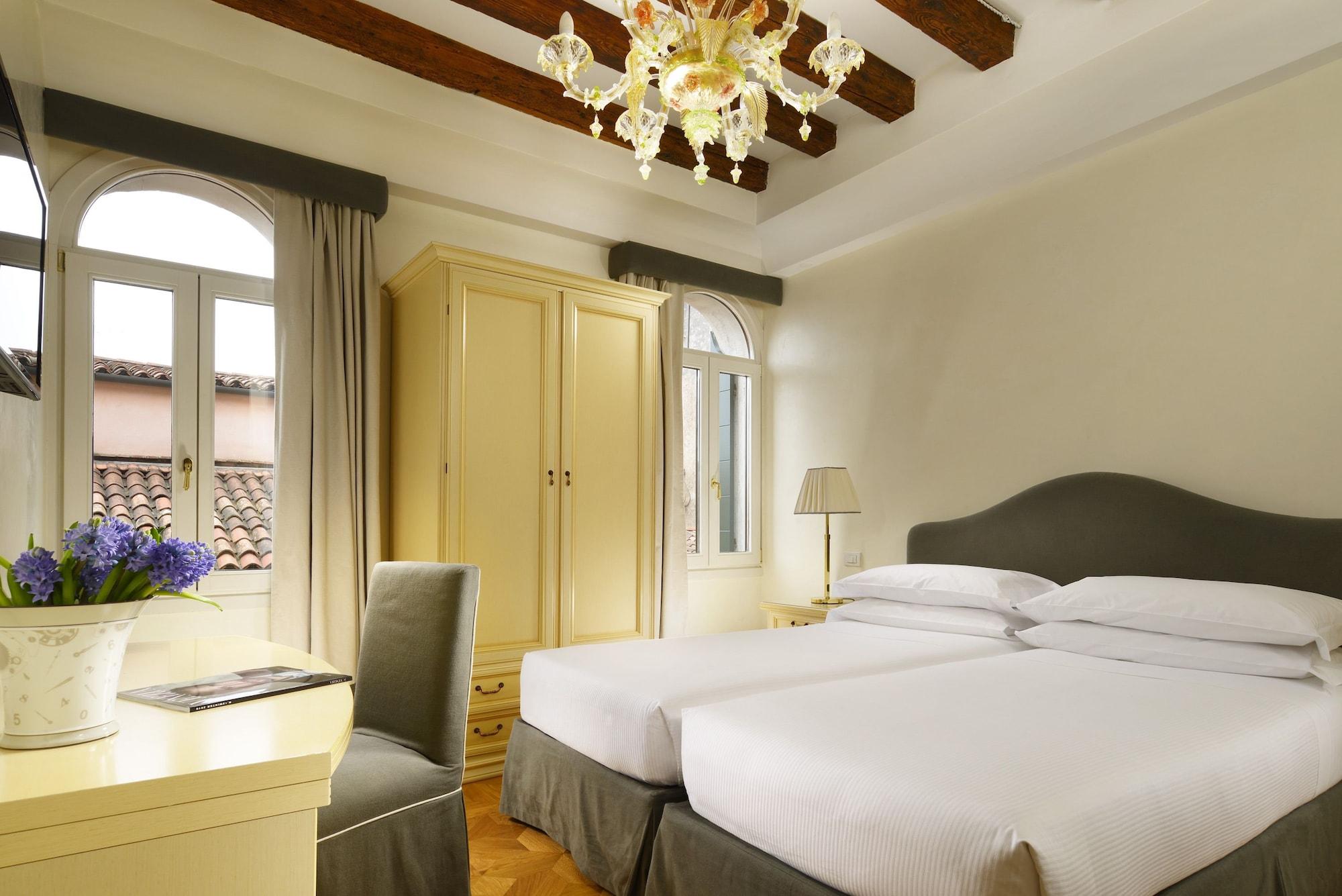 Hotel L'Orologio Venezia - Wtb Hotels Екстериор снимка